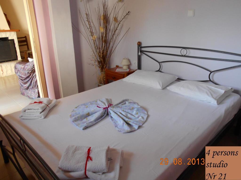 Mina Apartments Poros Town Zimmer foto
