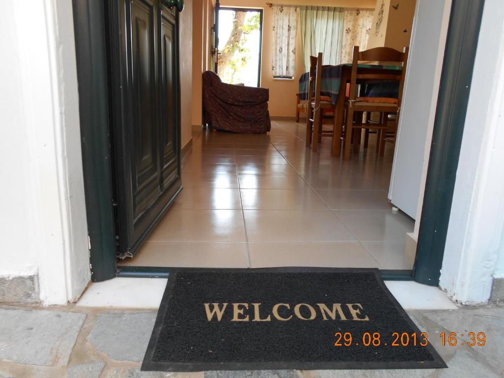 Mina Apartments Poros Town Zimmer foto